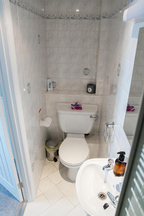 Guest house Kingsway - A Selection Of Single, Double And Family In A Location 4*