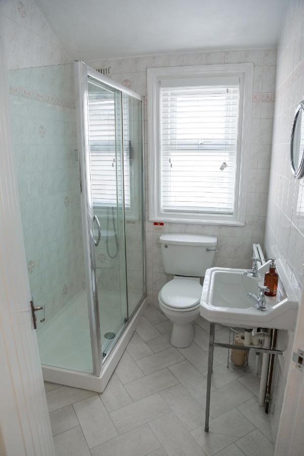 Kingsway - A Selection Of Single, Double And Family In A Location Affittacamere 4*