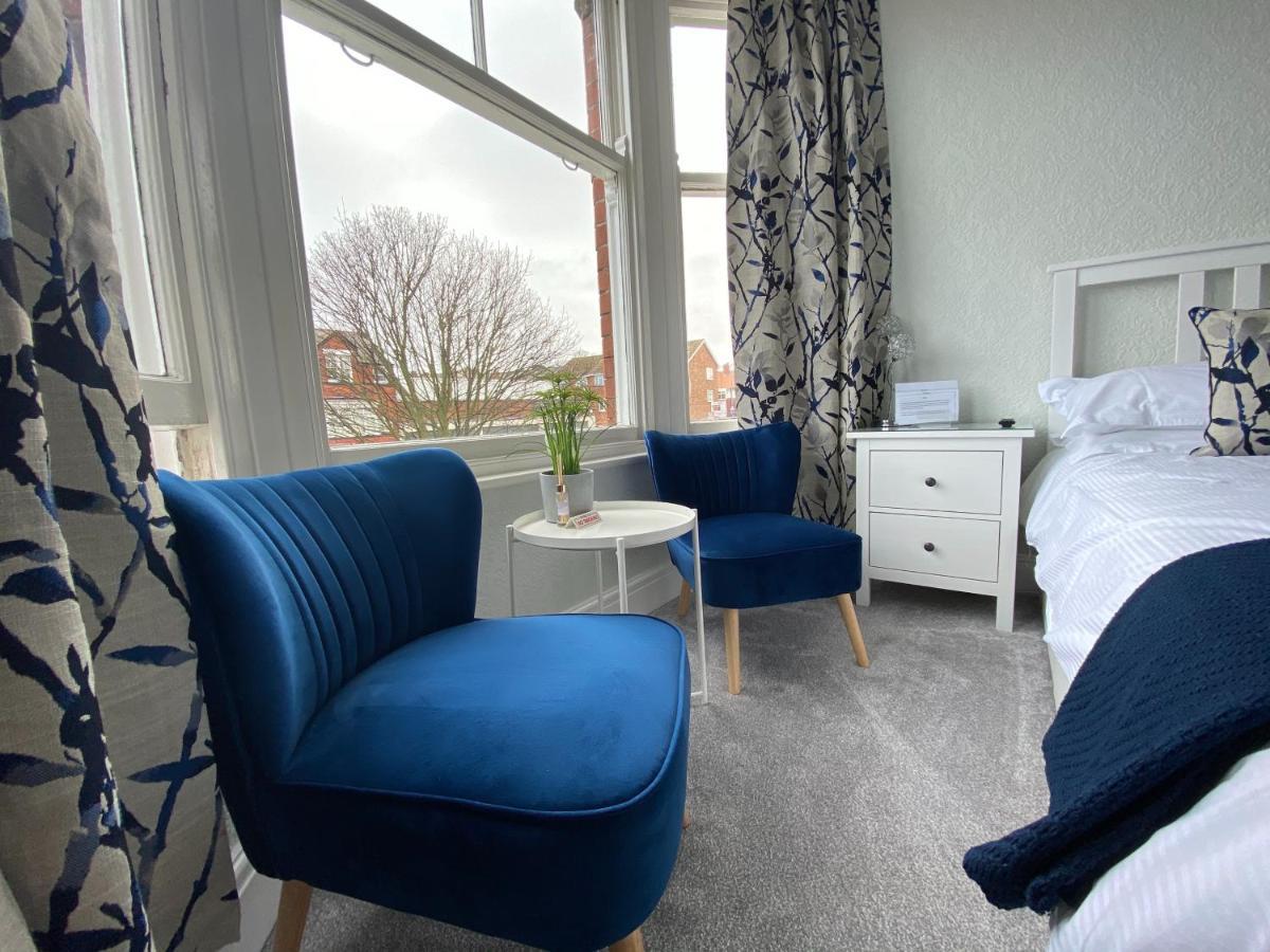 Kingsway - A Selection Of Single, Double And Family In A Location 4* Scarborough